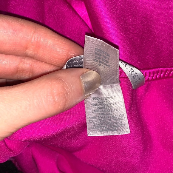 Victoria’s Secret Magenta Lace Trim Satin Babydoll Slip from 2011, size medium - Picture 4 of 5